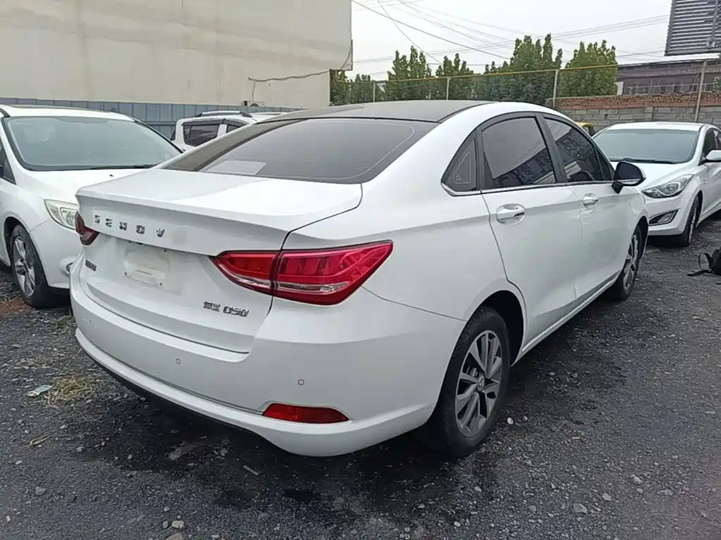 BAIC Senova D50 — миниатюра 7