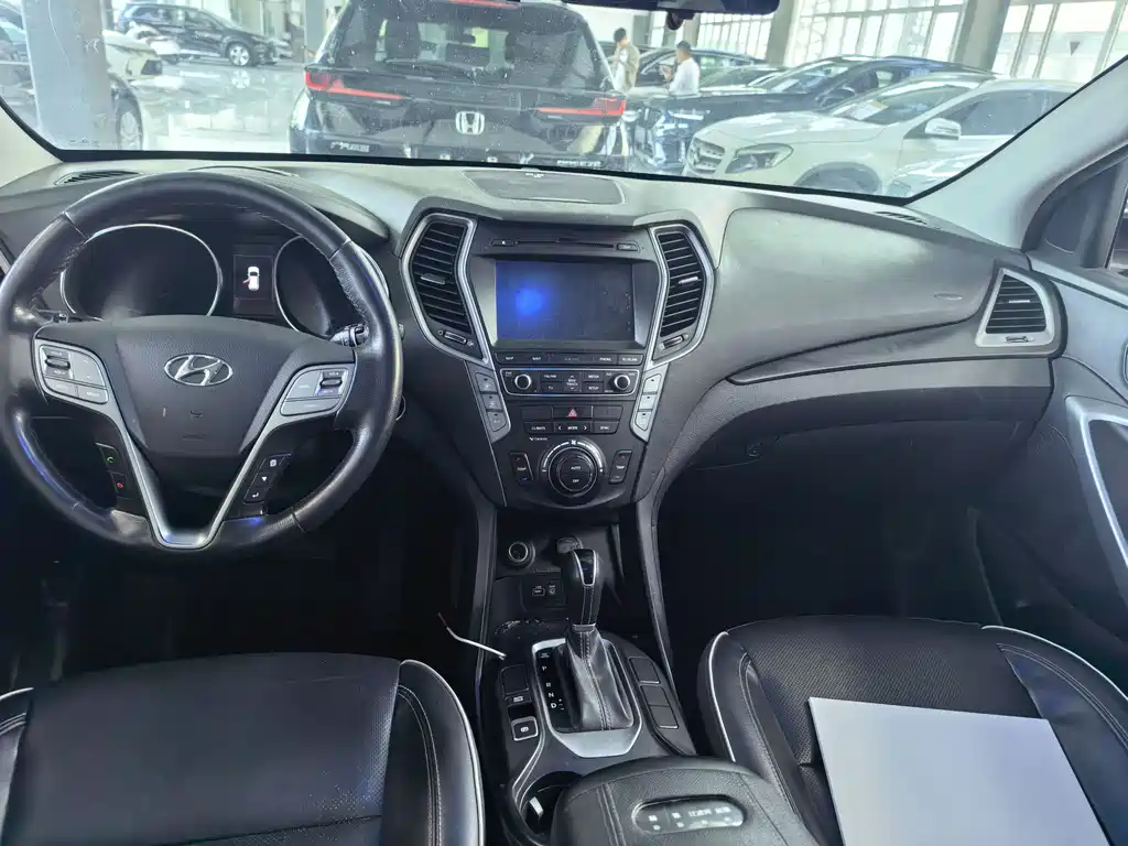 Hyundai Santa Fe 2.0T Auto 4WD Smart Type 7 seats, фото 9