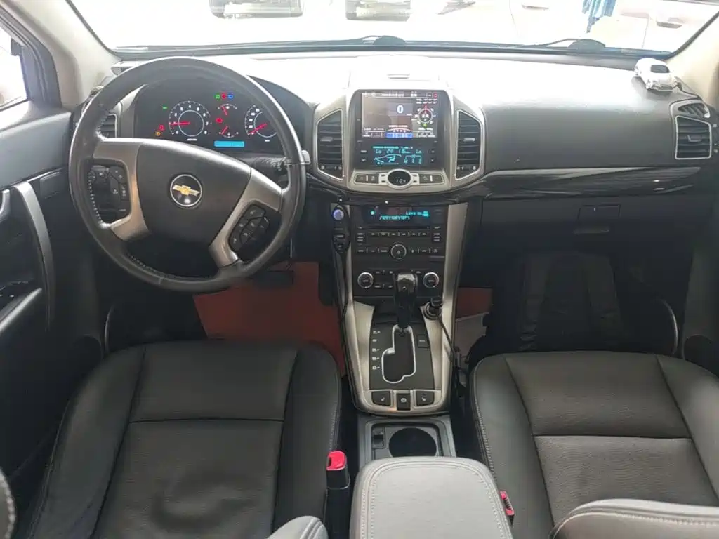 Chevrolet Captiva — миниатюра 10