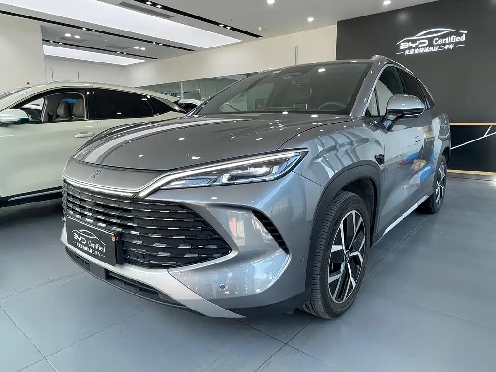 BYD L DM-i 2025