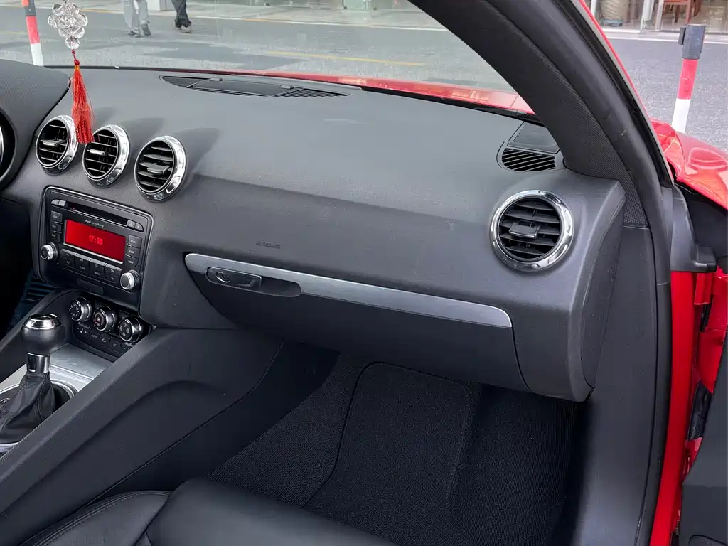 Audi TT — миниатюра 17