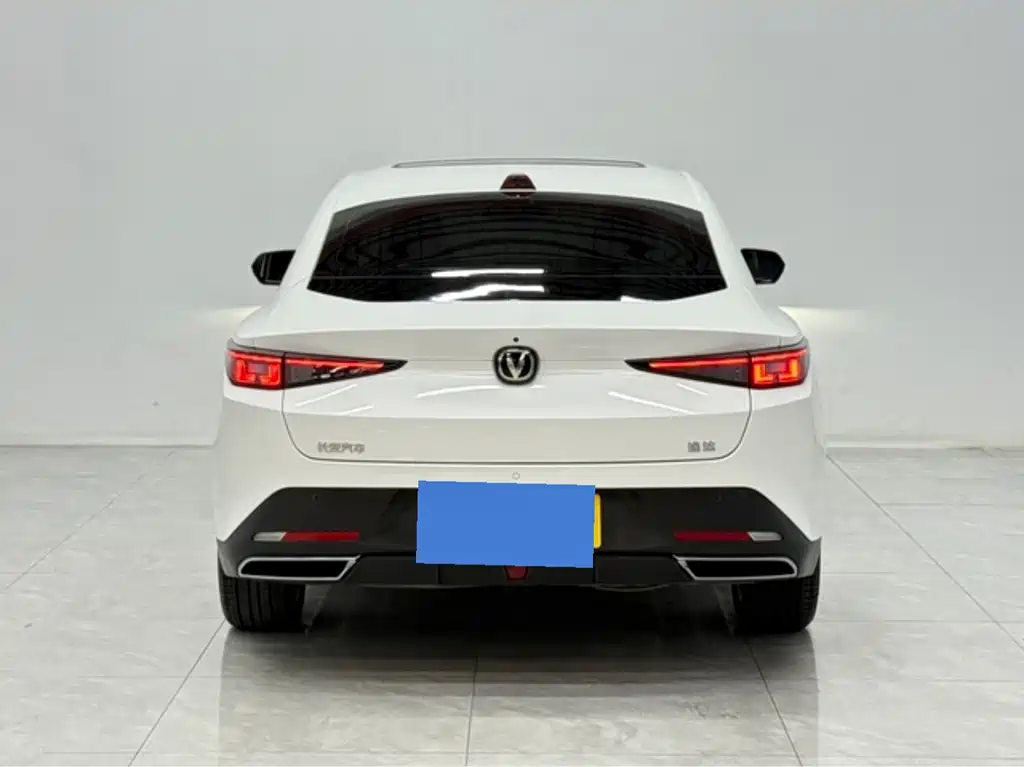 Changan Yida — миниатюра 3
