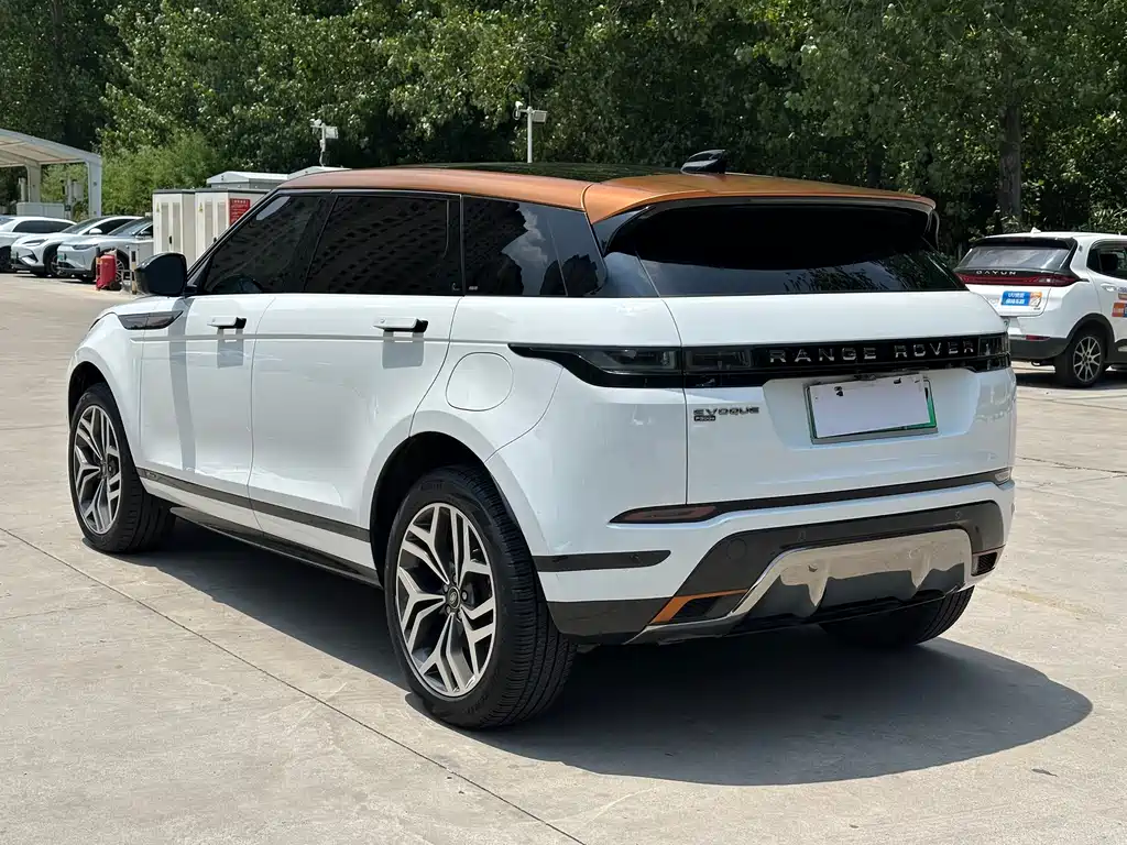 Land Rover Evoque PHEV — миниатюра 4
