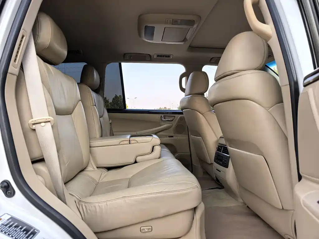 Lexus LX — миниатюра 12