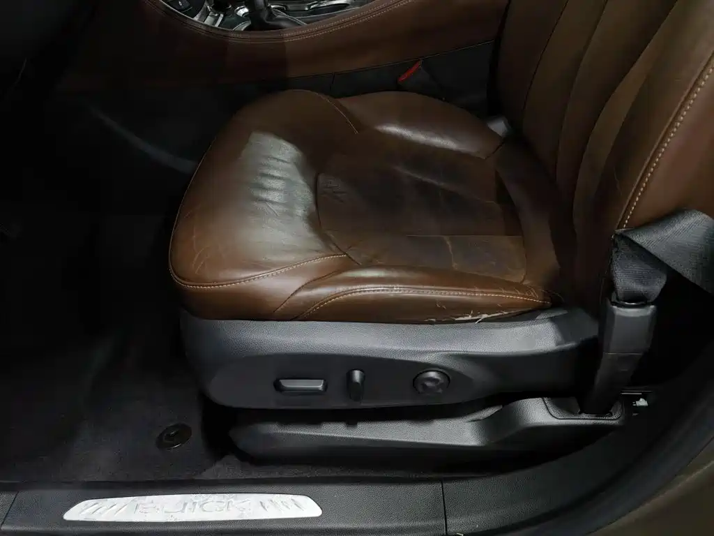 Buick Envision Plus — миниатюра 20
