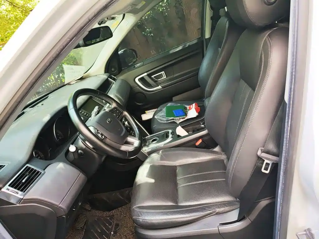 Land Rover Discovery Sport — миниатюра 16