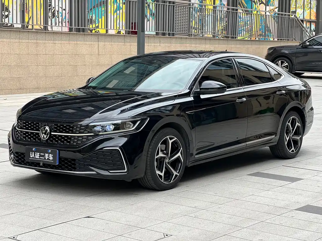 Volkswagen Passat 2022