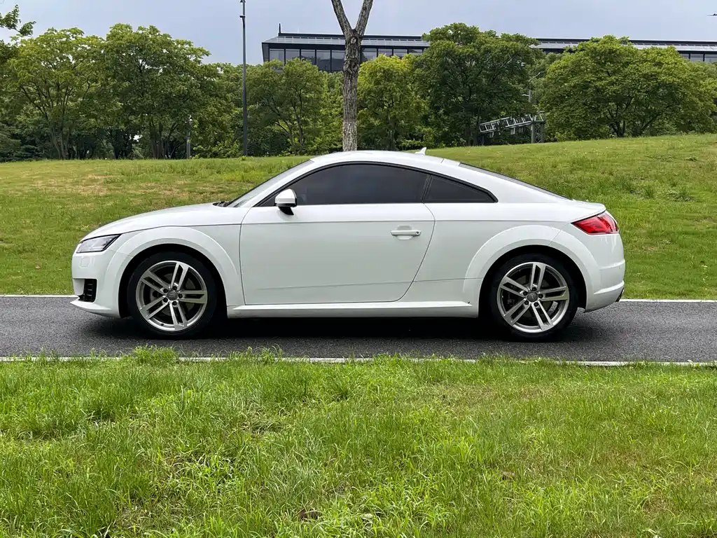 Audi TT 2015 TT Coupe 45 TFSI quattro