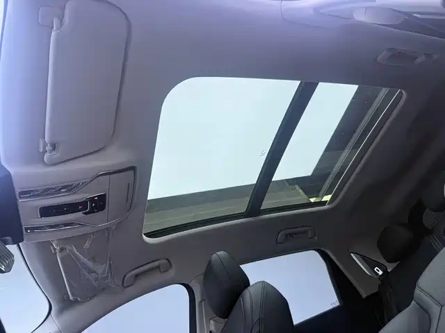 Hongqi Hongqi HS3 PHEV — миниатюра 17