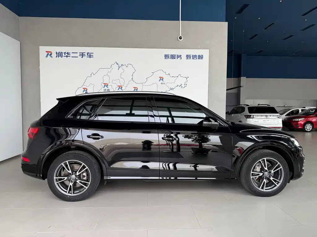 Audi Q5L 2020 40 TFSI Fashion