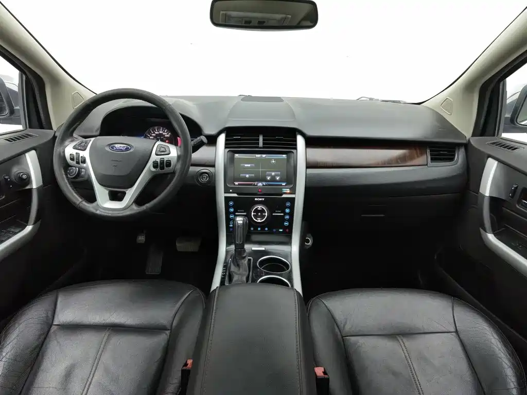 Ford Edge (Import) — миниатюра 5