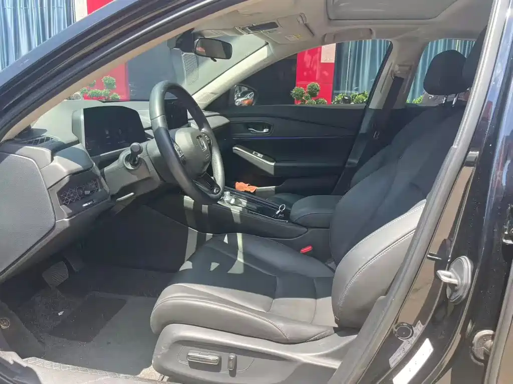 Honda Accord 2025 260TURBO Luxury