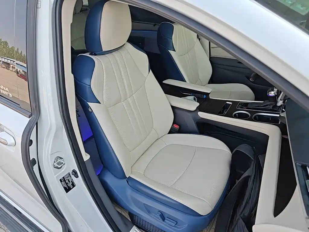 Toyota Sienna — миниатюра 25