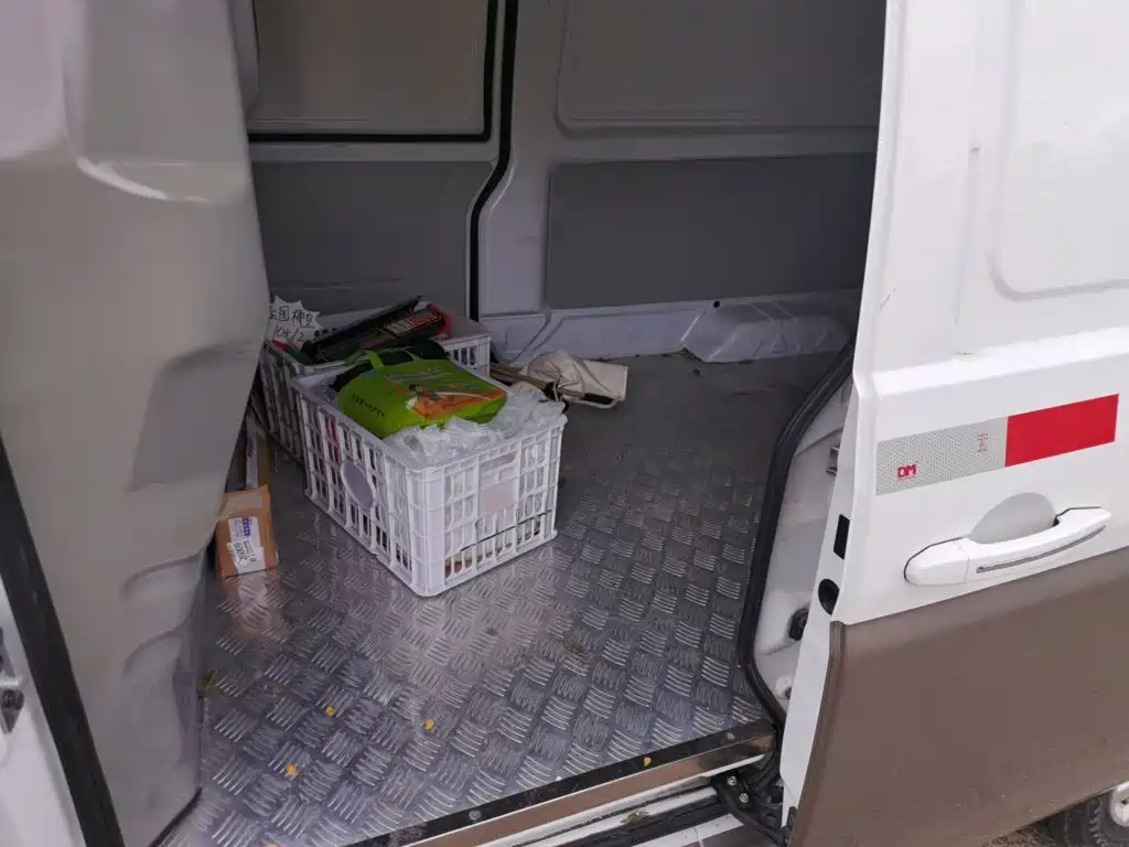 Jinbei Hiace S — миниатюра 15