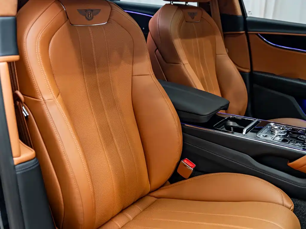 Bentley Flying Spur — миниатюра 15