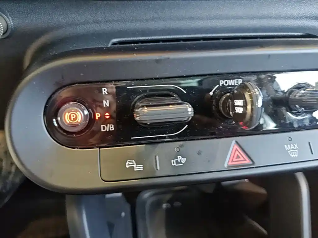 MINI MINI COOPER EV — миниатюра 19