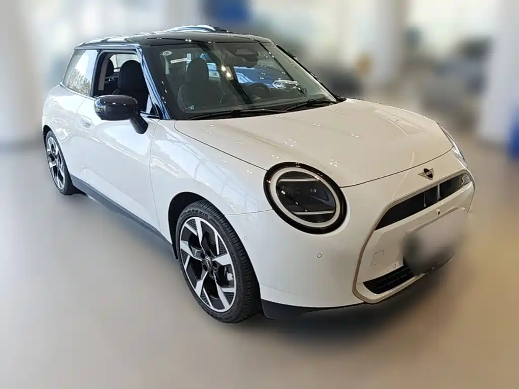 MINI MINI COOPER EV — миниатюра 6