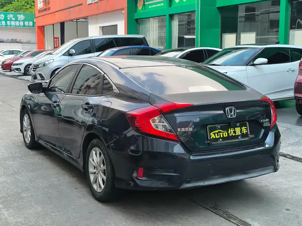 Honda Civic — миниатюра 9