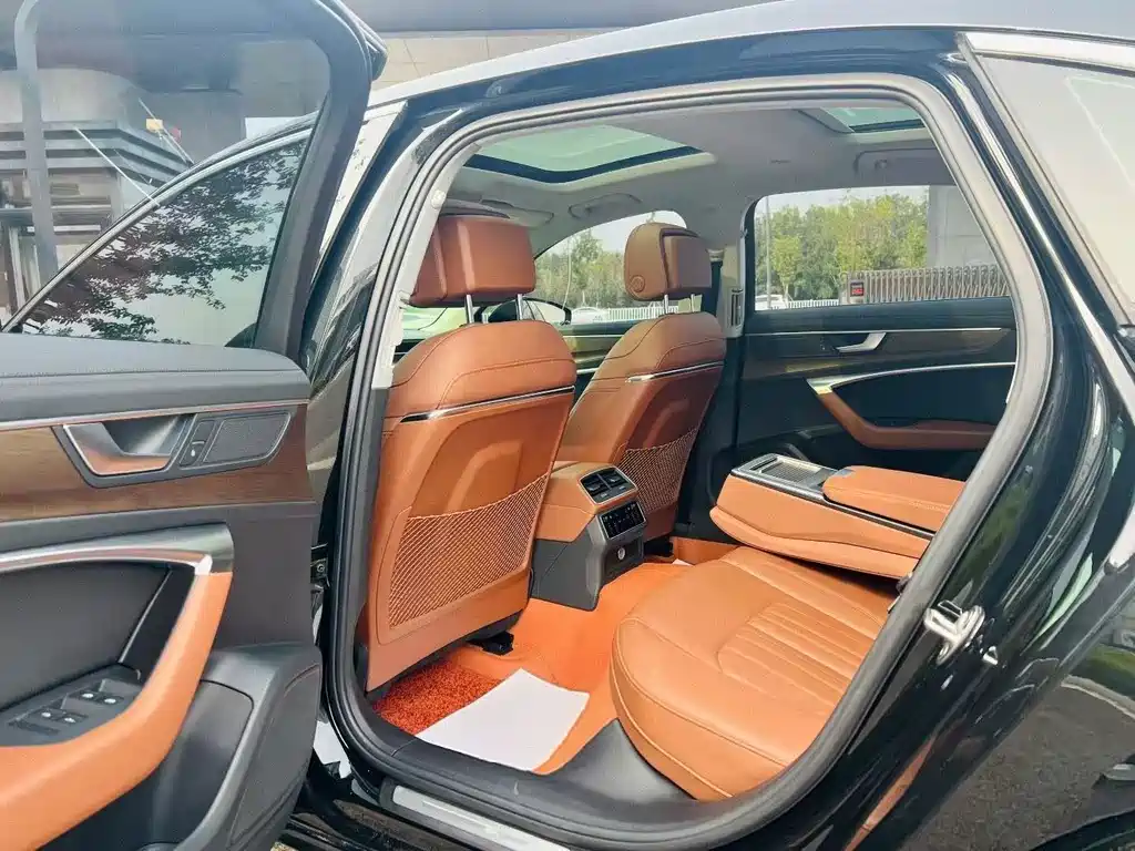 Audi A6L — миниатюра 9