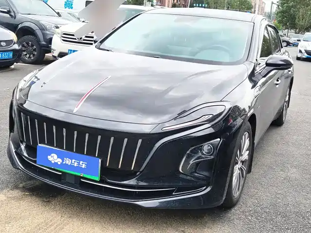 2025 Hongqi E-QM5