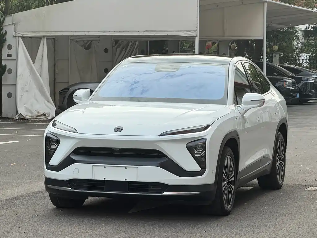 NIO EC6