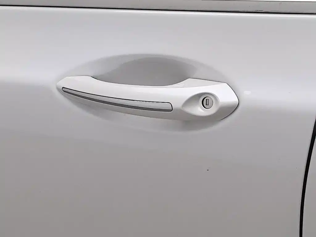 Lincoln MKZ — миниатюра 18