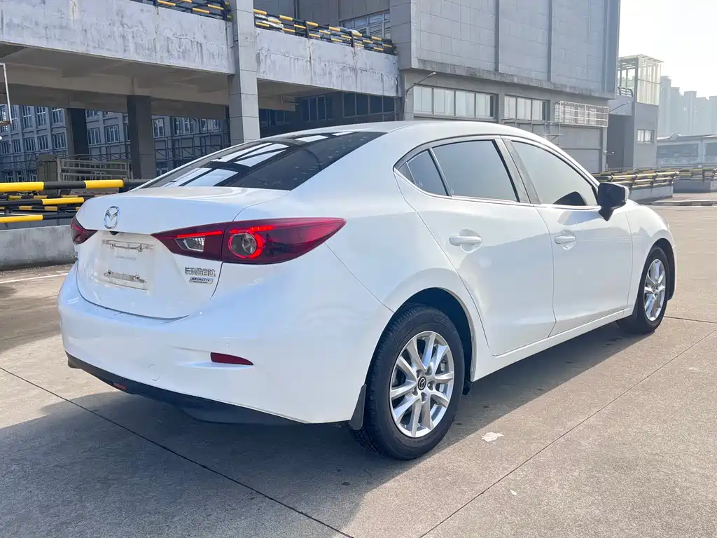MAZDA 3 ANGKESAILA