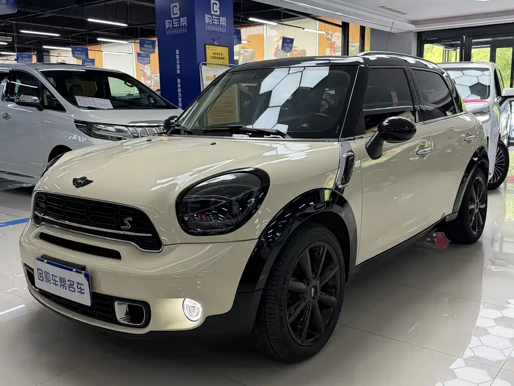 Mini Mini Countryman 2015