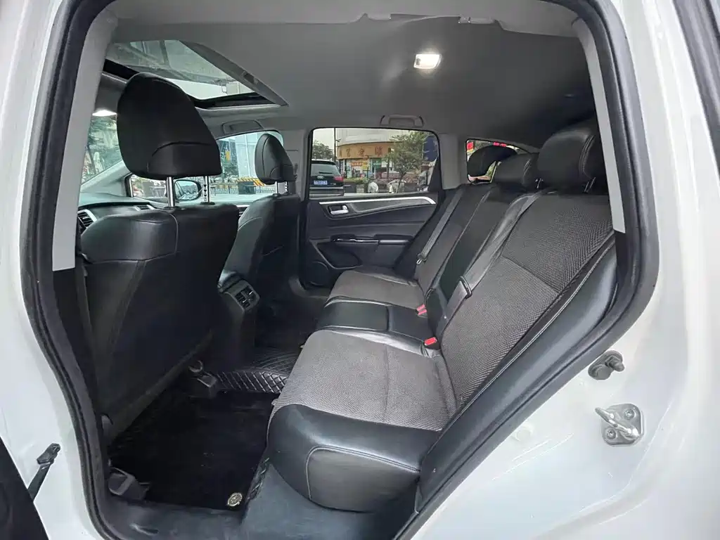 Honda Jade — миниатюра 5