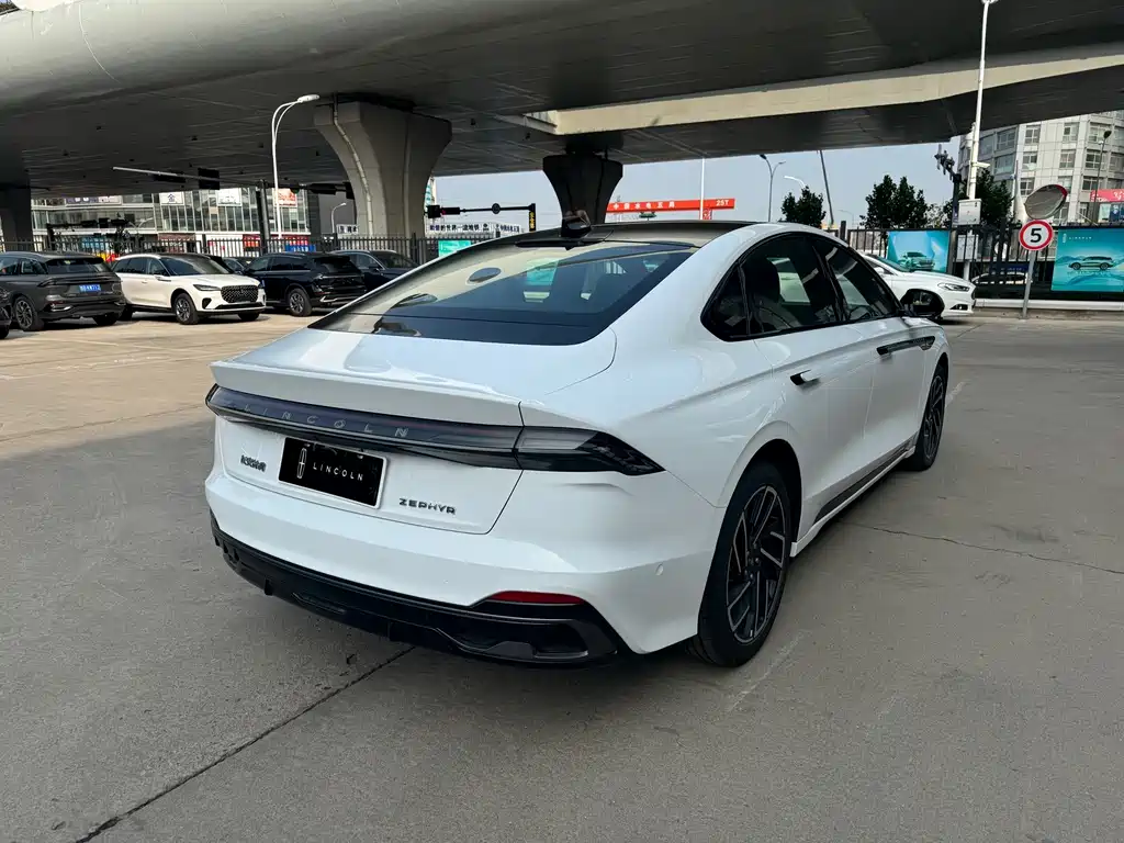 Lincoln Z — миниатюра 4