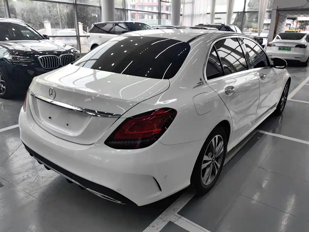 MERCEDES-BENZ C CLASS