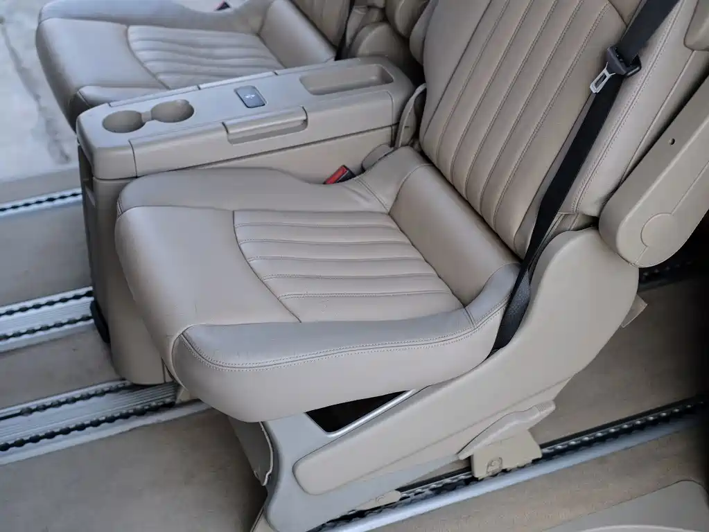 Mercedes-Benz Viano — миниатюра 36