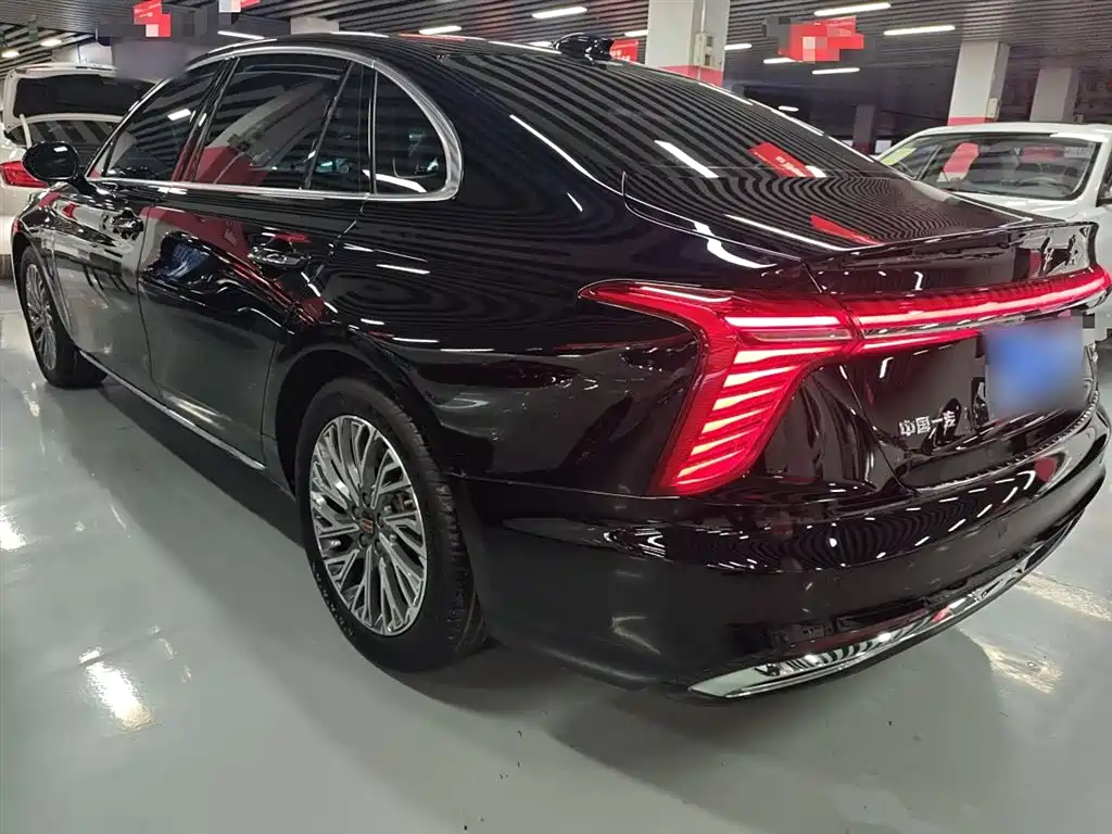 RED FLAG HONGQI H5