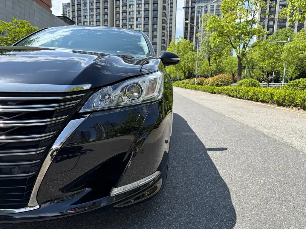 Toyota Crown 2018 2.0T Sport