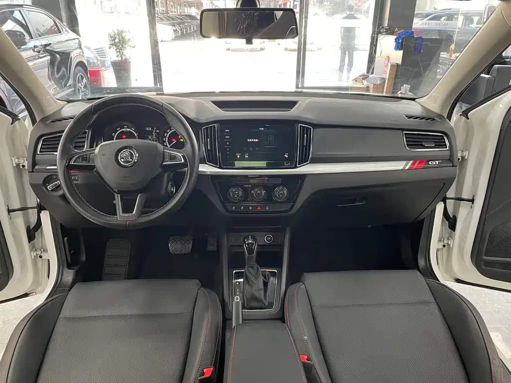 Skoda Kamiq GT TSI230 DSG Flagship Edition, фото 9