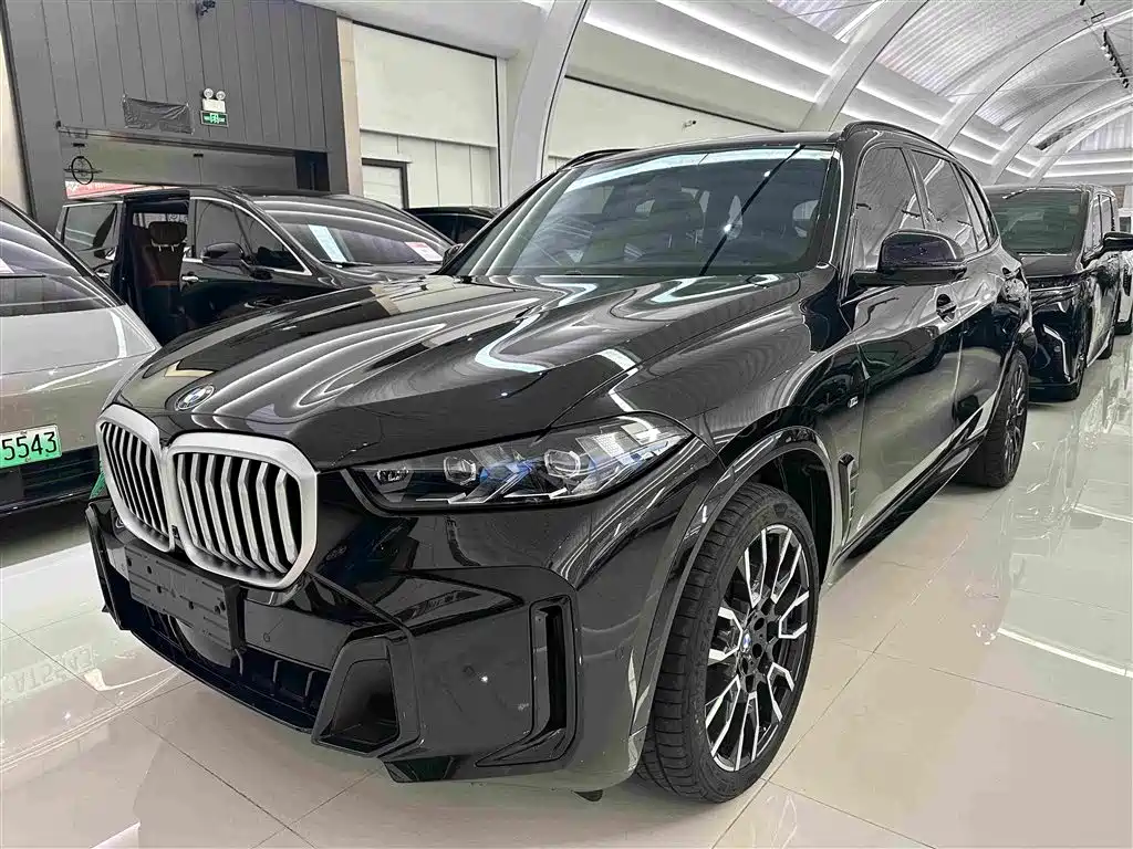 BMW X5 2023 xDrive 40Li M Sport