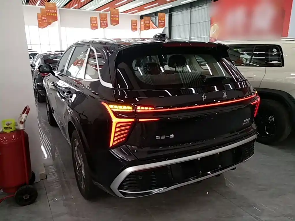 Hongqi HS3 PHEV 2025 117km