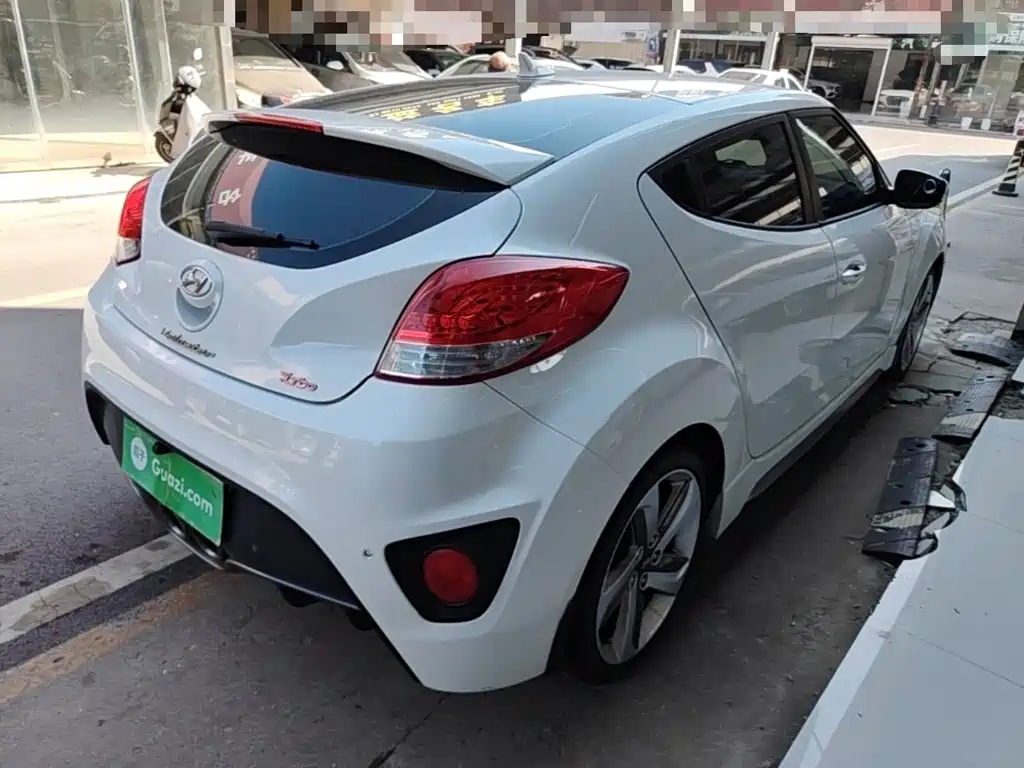 Hyundai Veloster — миниатюра 7