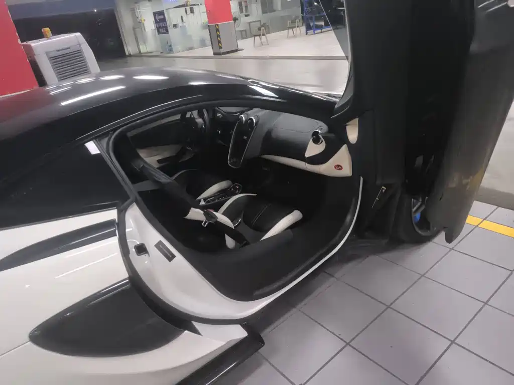 McLaren 570 — миниатюра 7