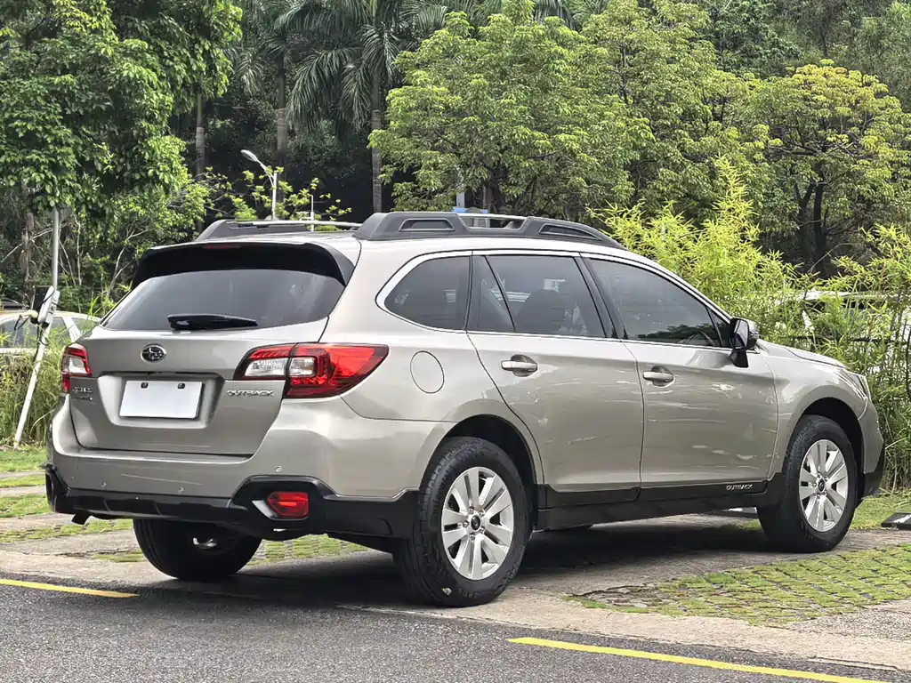 Subaru Outback — миниатюра 4