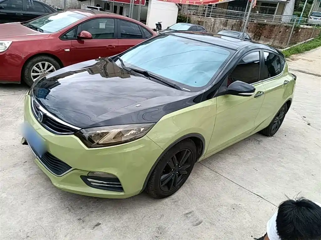 Changan Eado XT 2015