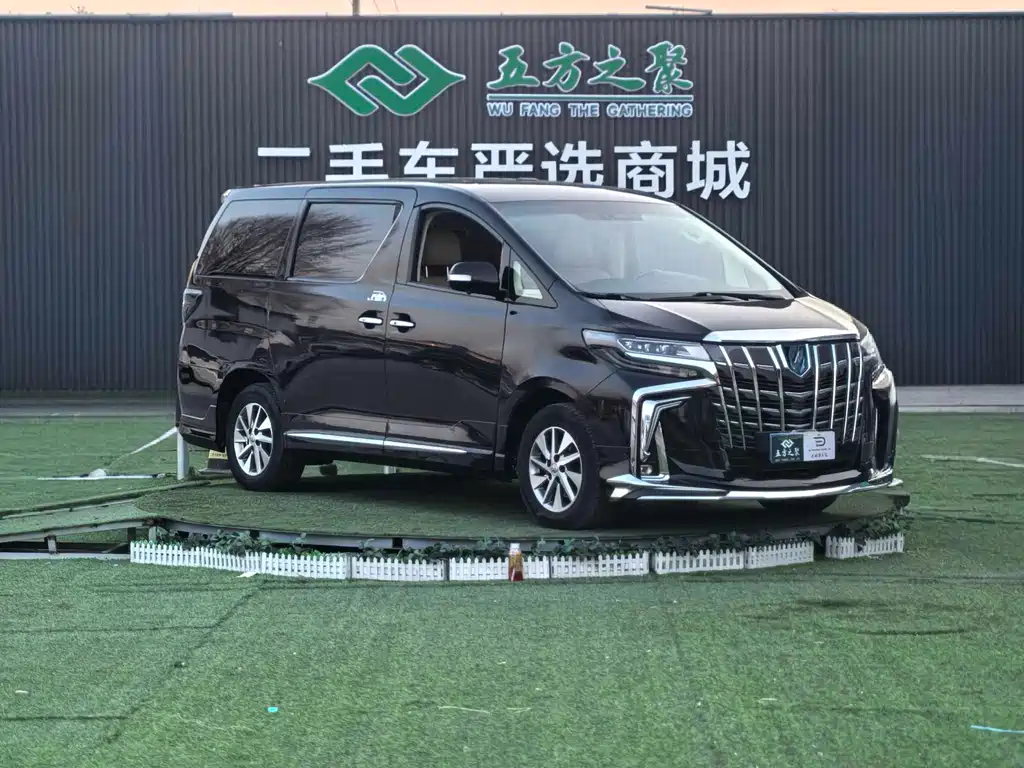 Toyota Alphard 2011 3.5L Luxury