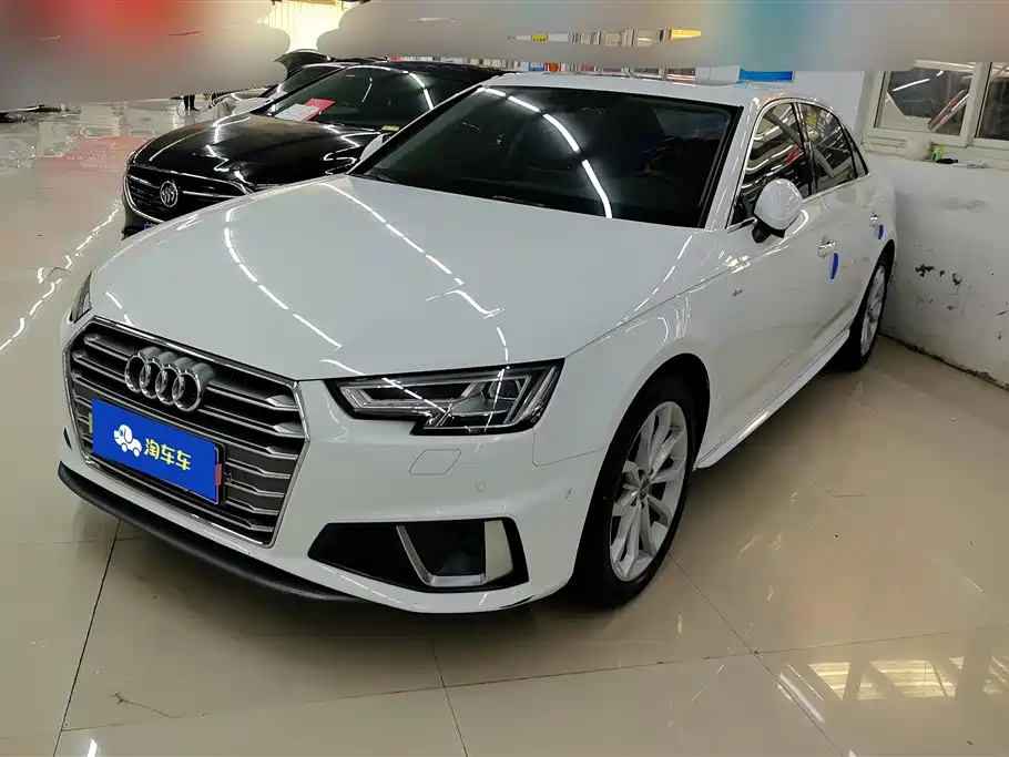 Audi A4L 2019