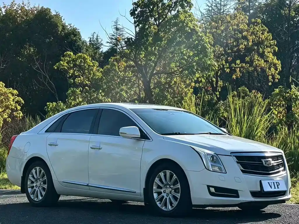 Cadillac XTS — миниатюра 3