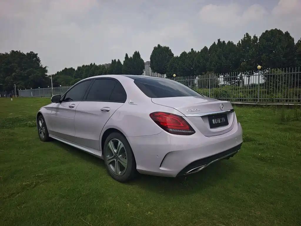 Mercedes-Benz C-Class — миниатюра 5