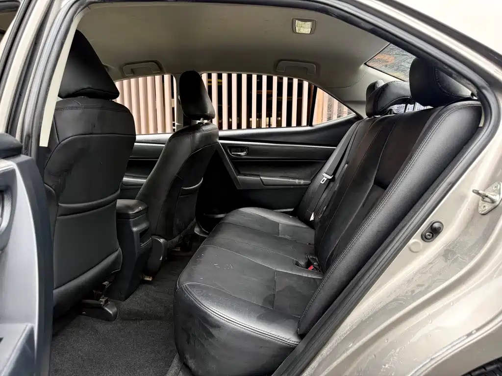 Toyota Corolla — миниатюра 6