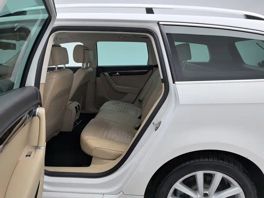 Volkswagen Magotan (Import) — миниатюра 15
