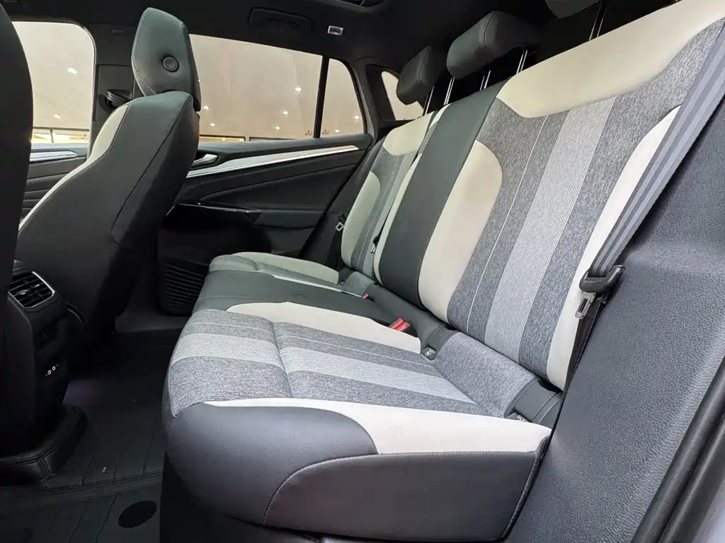 Volkswagen ID.4 Crozz — миниатюра 14