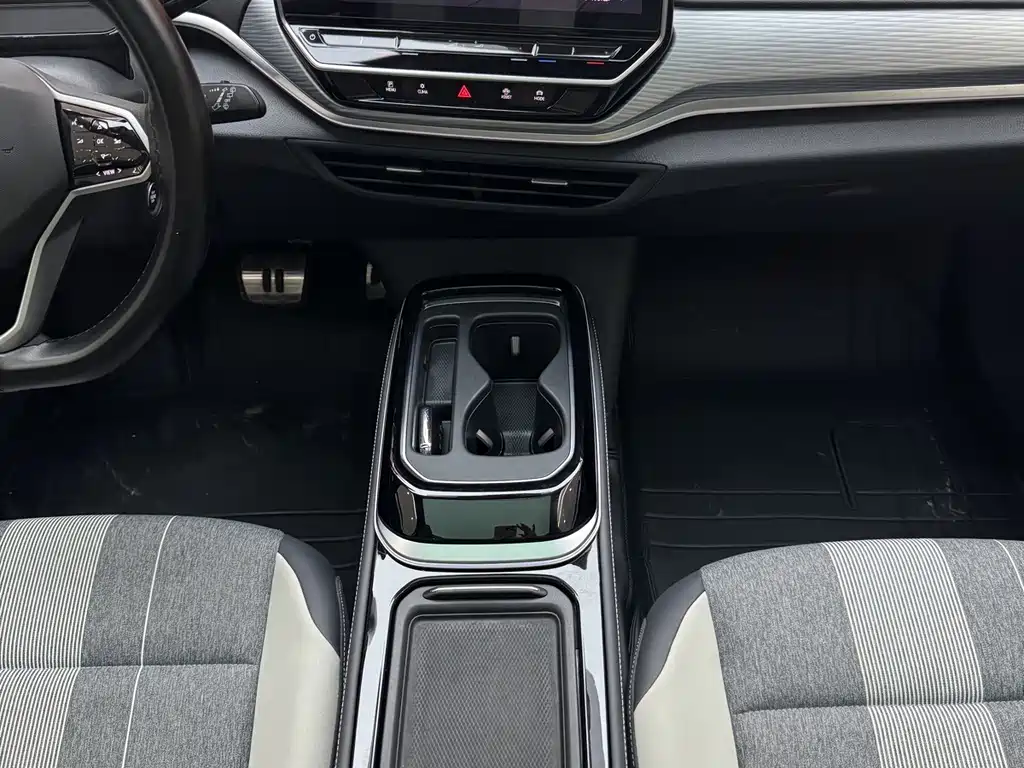Volkswagen ID.4 Crozz — миниатюра 16