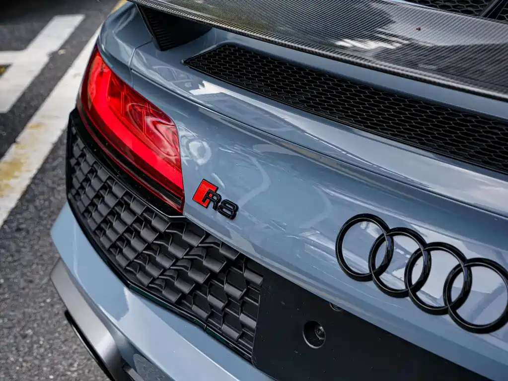 Audi R8 — миниатюра 11
